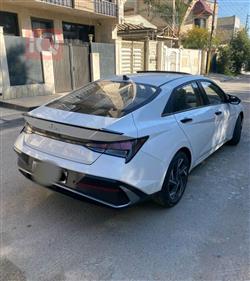 هیۆندای ئەلەنترا